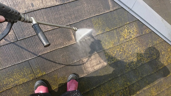 京都府宇治市　屋根塗装・外壁塗装　下地処理　高圧洗浄